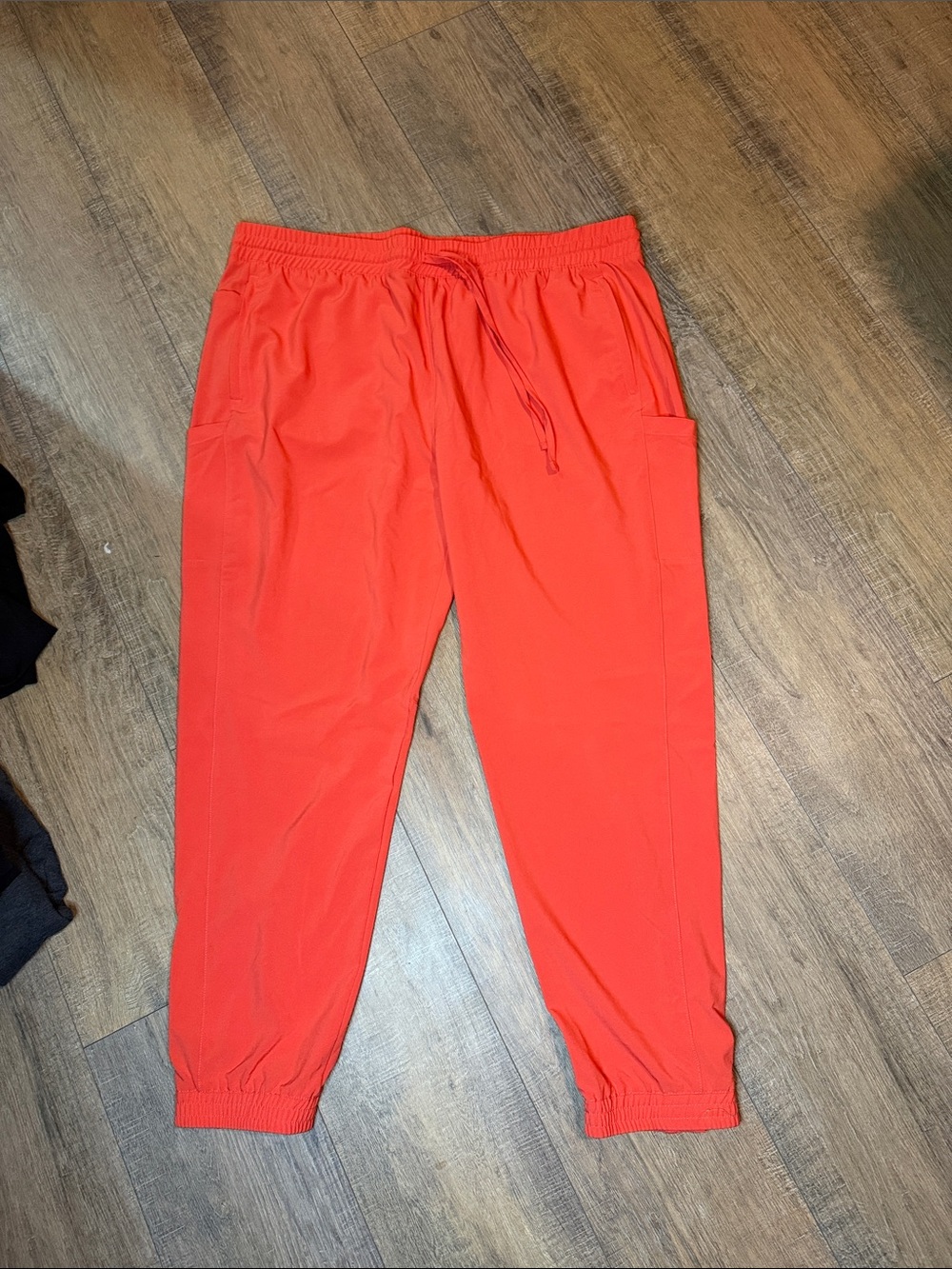 Scrub Elastic Waist Jogger Pants - Bright Coral